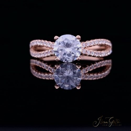 Alternative view of IG Vintage Zirconia Ring