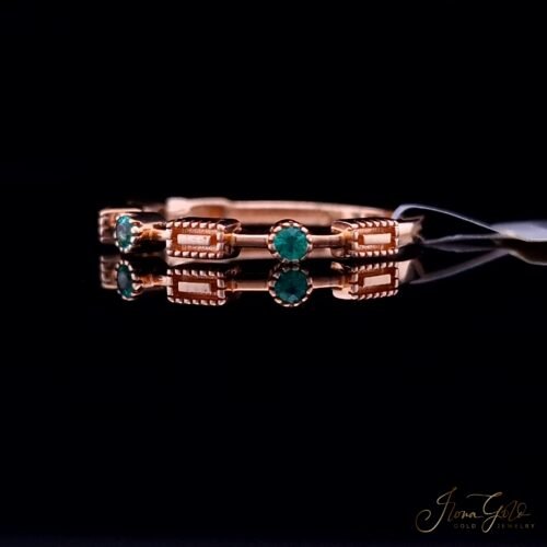 Alternative view of Emerald Ring