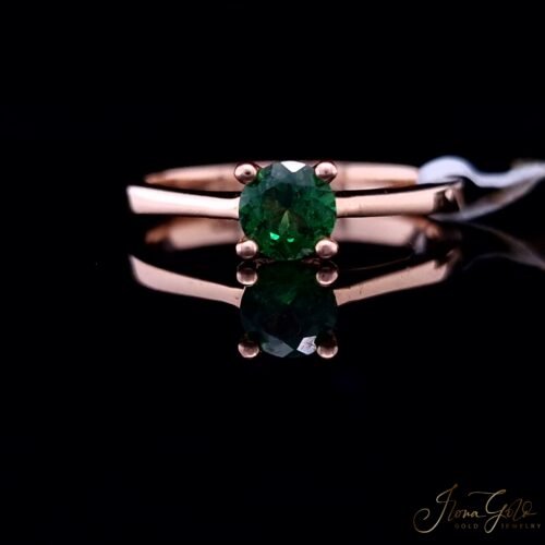 Tsavorite Ring