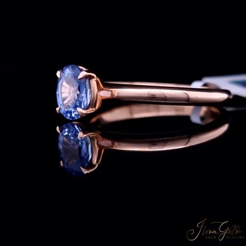 Alternative view of Sapphire Ring