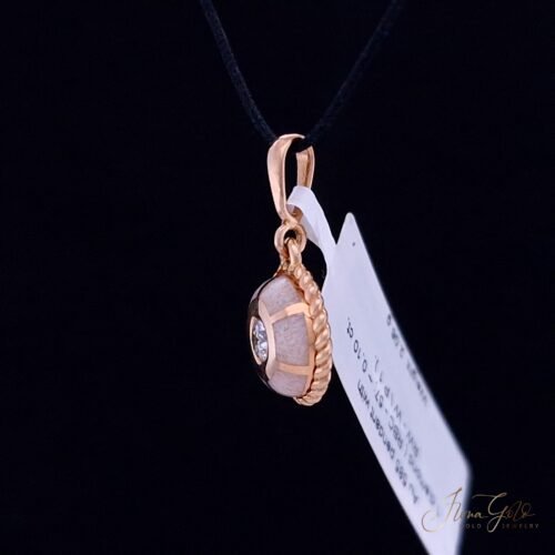 Alternative view of Diamond Pendant