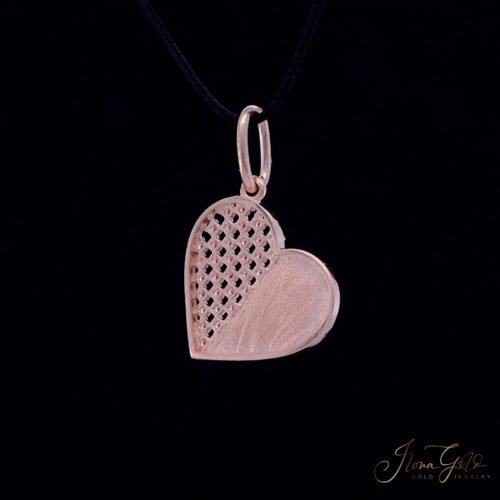 Alternative view of Heart Zirconia Pendant